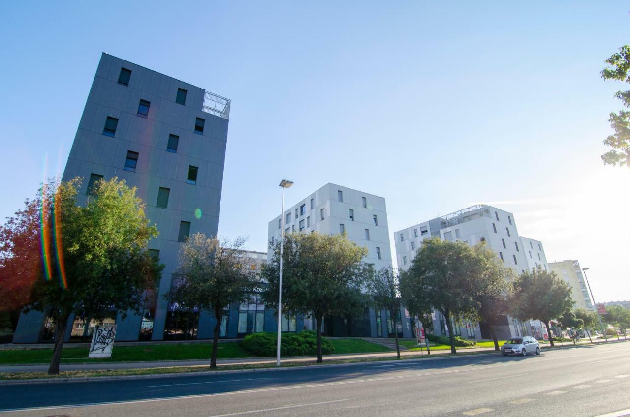 Split Apartment Sinisa Ngoại thất bức ảnh
