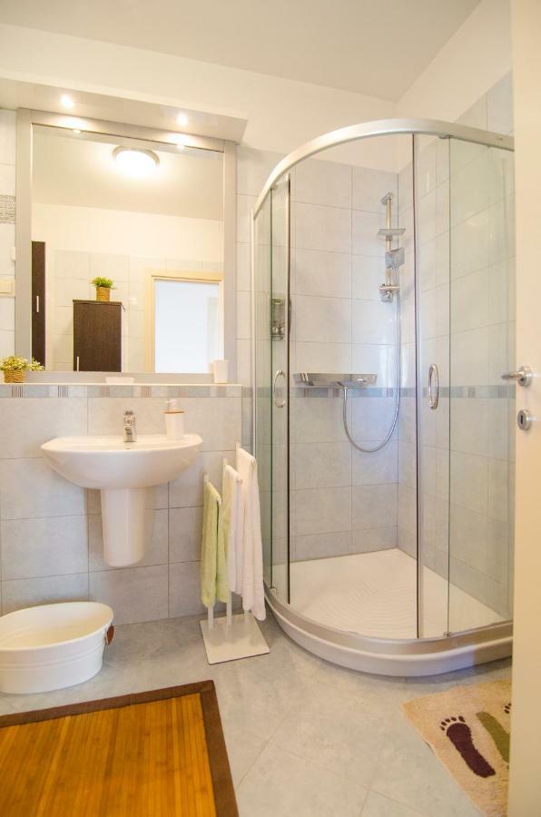 Split Apartment Sinisa Ngoại thất bức ảnh